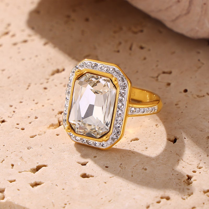 New Rectangular Ring With Large Diamond Niche Light Luxury Titanium Steel Plated 18K Gold Court Style Ring - Image 4